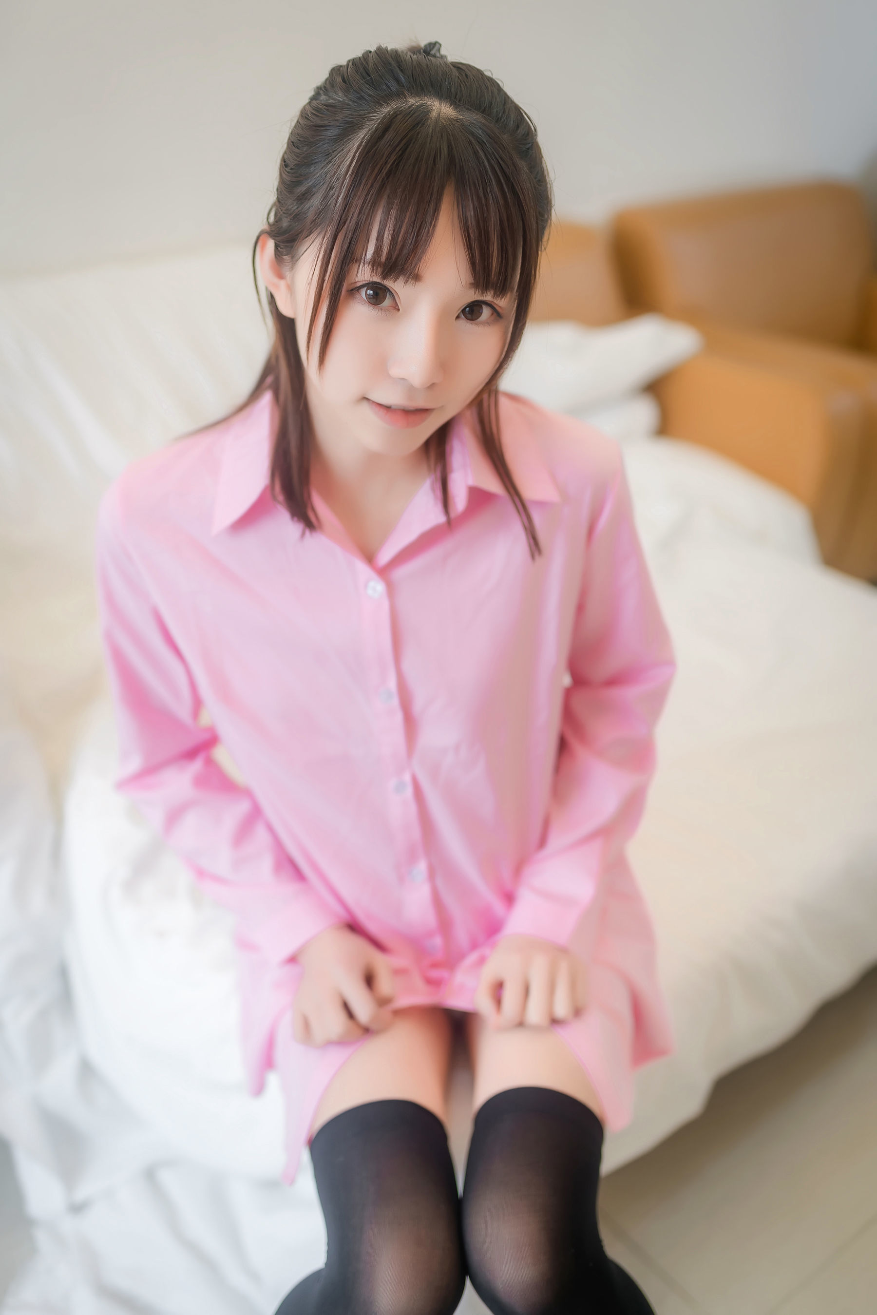 [网红COSER] 动漫博主Kitaro_绮太郎 - 粉色衬衫-喵次元