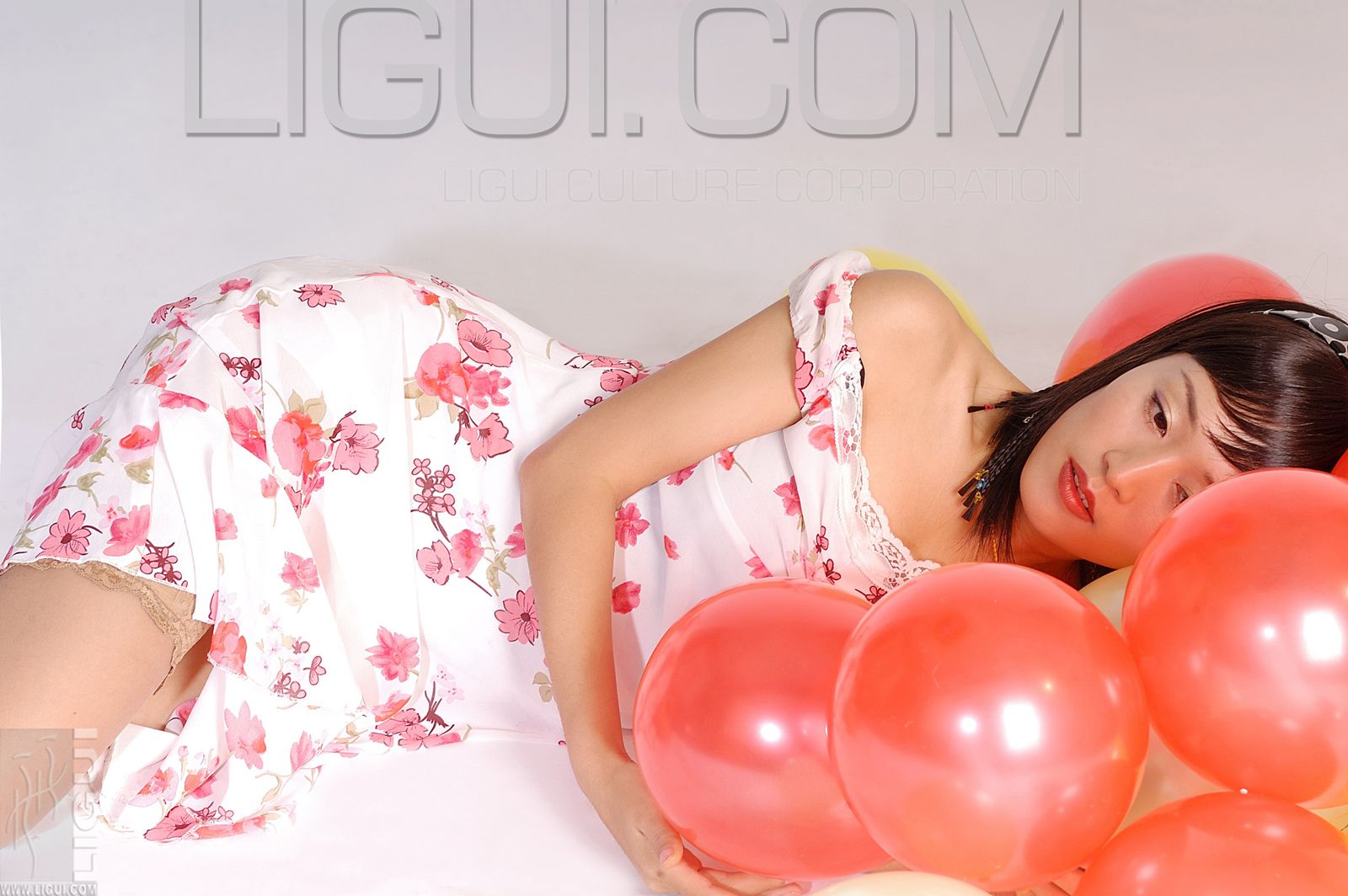 [丽柜LiGui] Model 凱咪《气球女孩》图片-喵次元